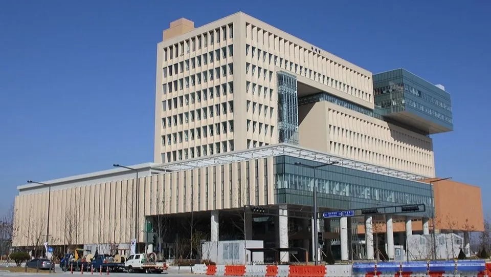 세종시 정부세종청사 단지에 있는 국세청 청사 외관